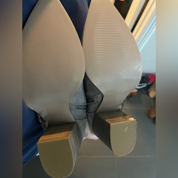 STEVE MADDEN Cacos Genuine Leather Gray Suede Fringe Boots Women’s Size 7B. - Picture 12 of 16